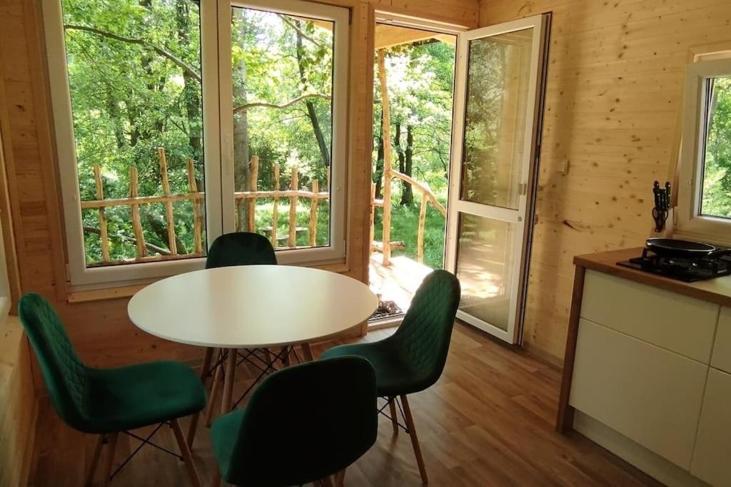 Treehouse Lea Appartement Mikulášovice Buitenkant foto